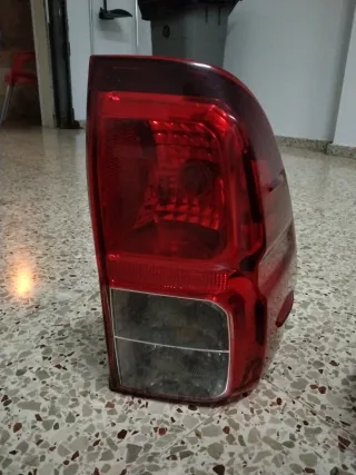 Faros Traseros Toyota Hilux 2015-2025 Sueltos