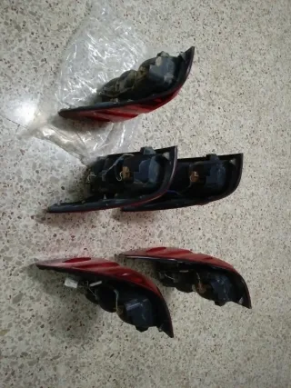 Faros Traseros Toyota Hilux 2015-2025 Sueltos