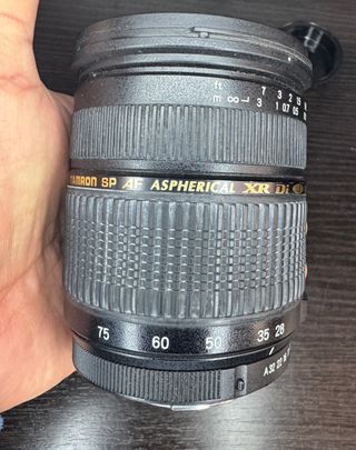 Tamron 28-75mm f/2.8 Luminoso (para Pentax)