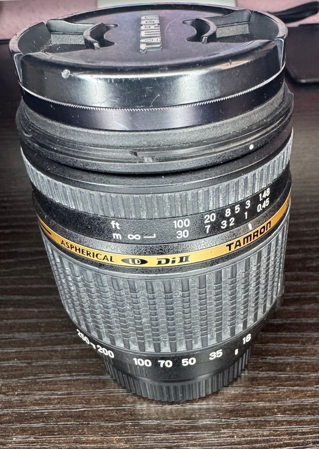 Tamron 28-75mm f/2.8 Luminoso (para Pentax)