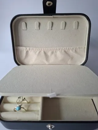 Colección Oasis: 8 Anillos Estilo Boho + Joyero