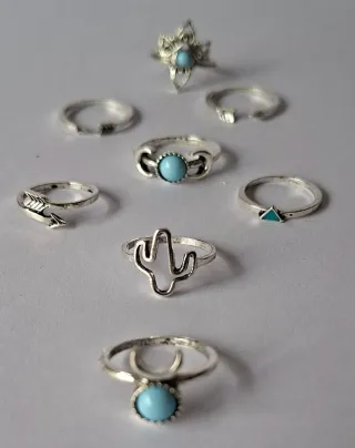 Colección Oasis: 8 Anillos Estilo Boho + Joyero