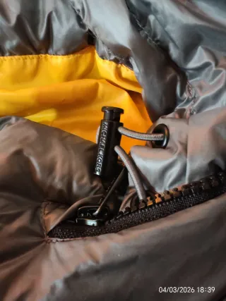 Abrigo Michael Kors Plumas Ligero XL Gris Amarillo