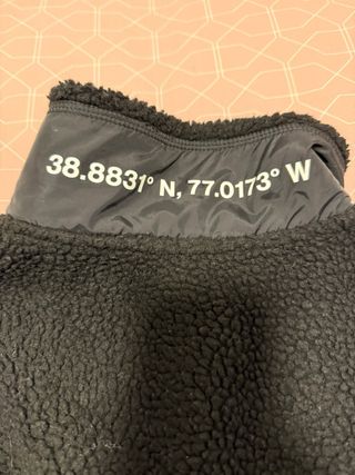 Polar H&M NASA Negro Talla M Oversize