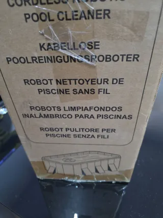 Robot Limpiafondos Piscina CoasTeering Planet