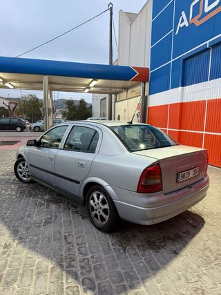 Opel Astra 2002