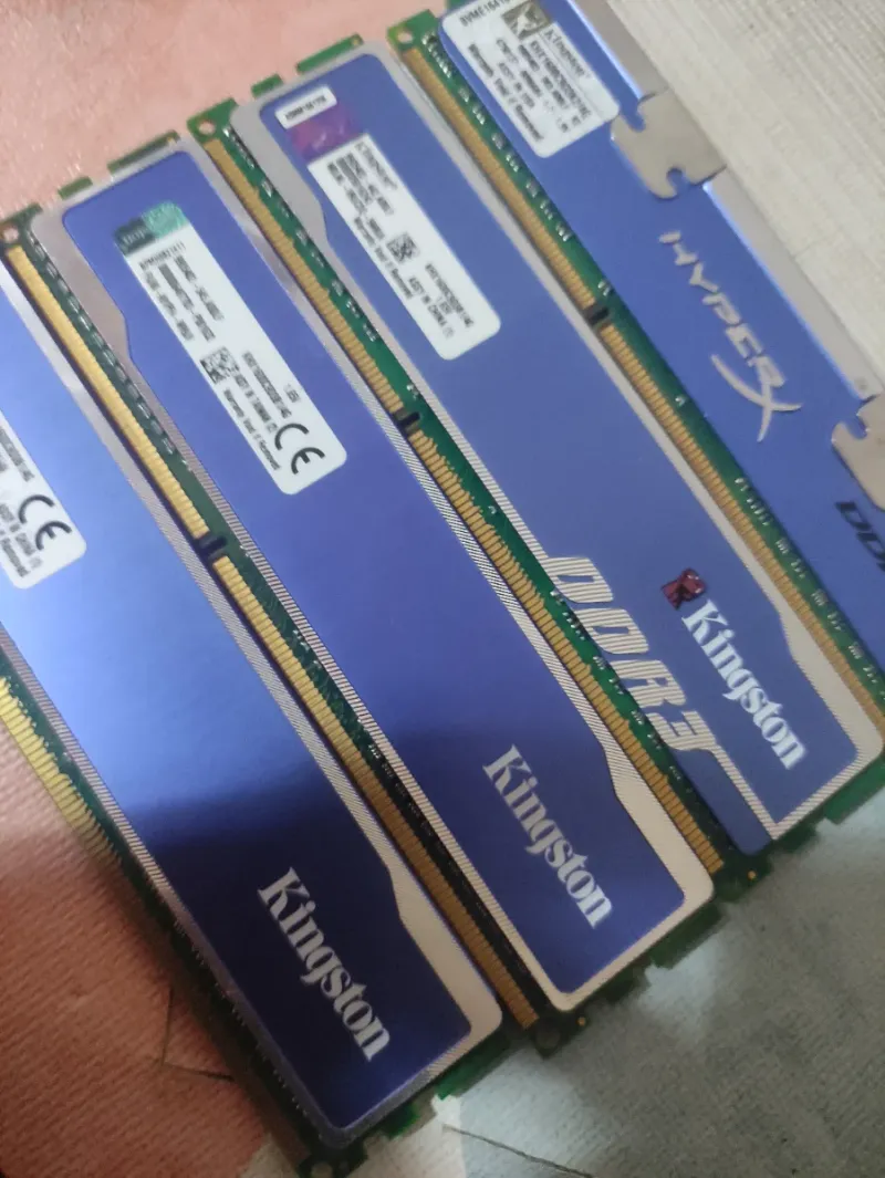 Kingston HyperX DDR3 RAM 4GB x 4 afbeelding 2