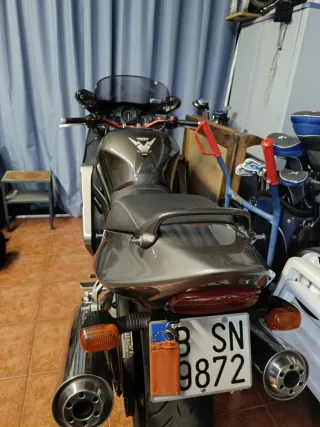 Honda CBR1100XX Gris Sportbike