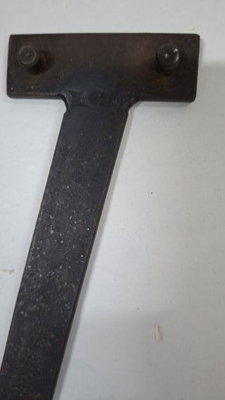 Útil tensar / destensar correas motor