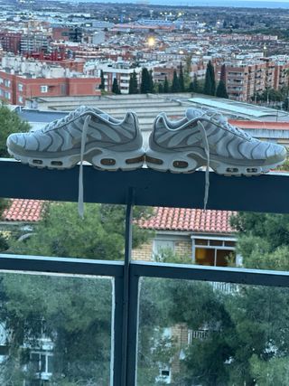 Nike TN Air Max Plus Talla 41 Beige/Blanco