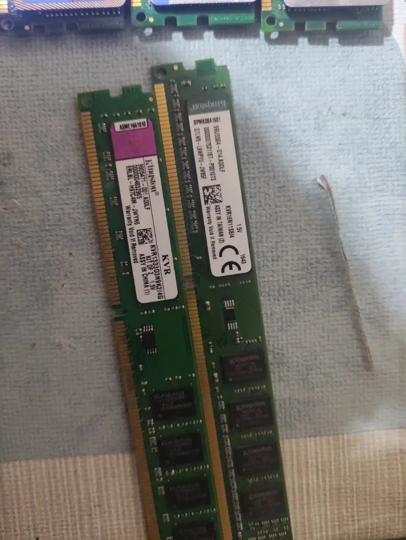 2x Kingston DDR3 RAM 4GB KVR16N11S8/4 afbeelding 2