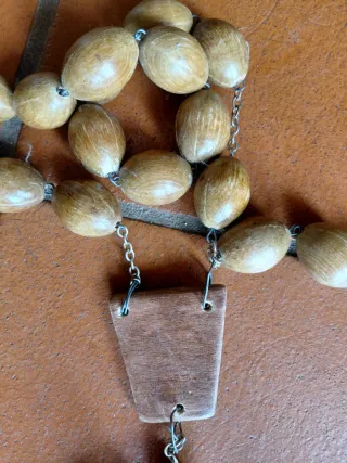 Rosario da muro in legno di ulivo