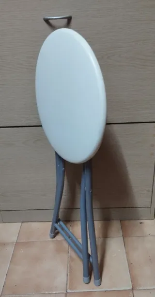 Taburete plegable portátil