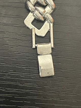 Bracciale elegante in metallo color argento