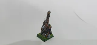 Warhammer enanos, Herrero Rúnico