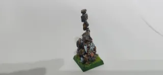 Warhammer enanos, Herrero Rúnico