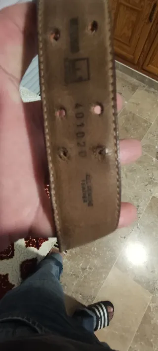 Cinturón Moschino Rojo Cuero Hebilla Plata