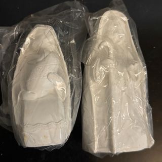 Figura Virgen Rezando y Nacimiento