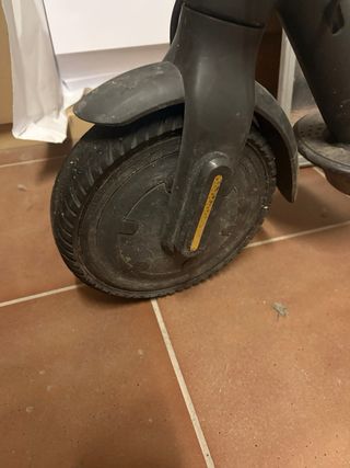 Patinete eléctrico averiado