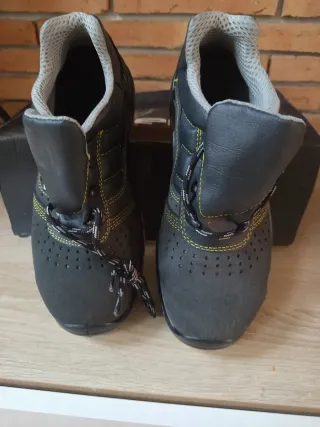 Zapatos de trabajo unisex nuevo con etiqueta