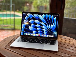 MacBook Air M1 2020 8GB 256GB Plata