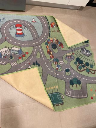 Alfombra infantil de juegos