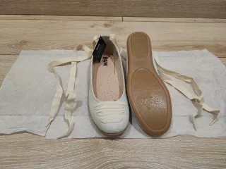 Bailarinas B&W Comunión Beige/Blanco