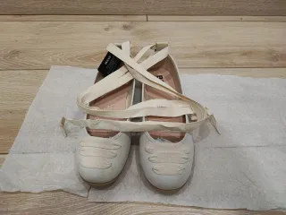 Bailarinas B&W Comunión Beige/Blanco