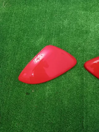 Carcasas Retrovisor Golf 7/7.5 Rojas