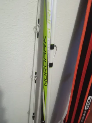 Funda Cinnetic y caña surfcasting