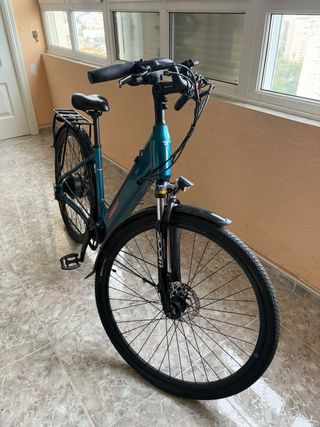Bicicleta Eléctrica City/Trekking