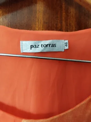 Blusa Paz Torras sin mangas naranja pastel