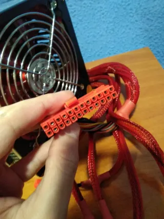 Fuente Alimentación Gaming MEDION 600W