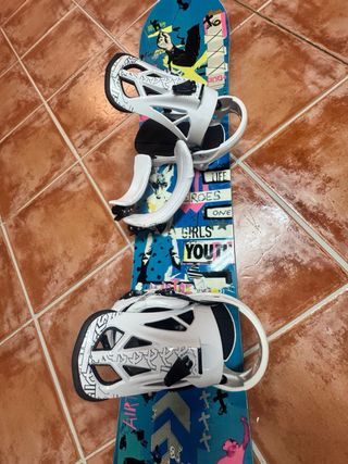 Tabla Snowboard + Fijaciones + Botas