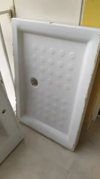 Mampara, Plato  de ducha y Lavabo