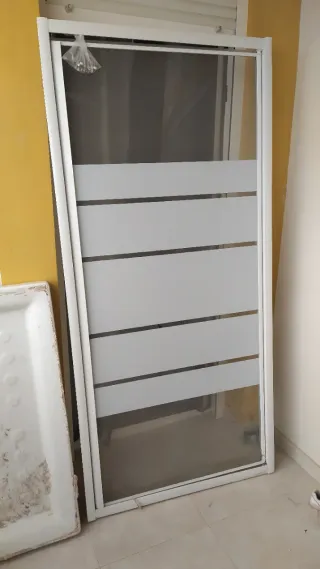 Mampara, Plato  de ducha y Lavabo