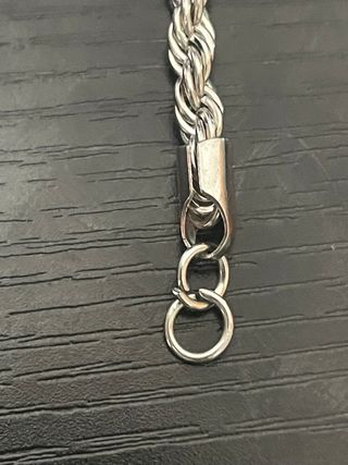 Bracciale elegante in metallo color argento