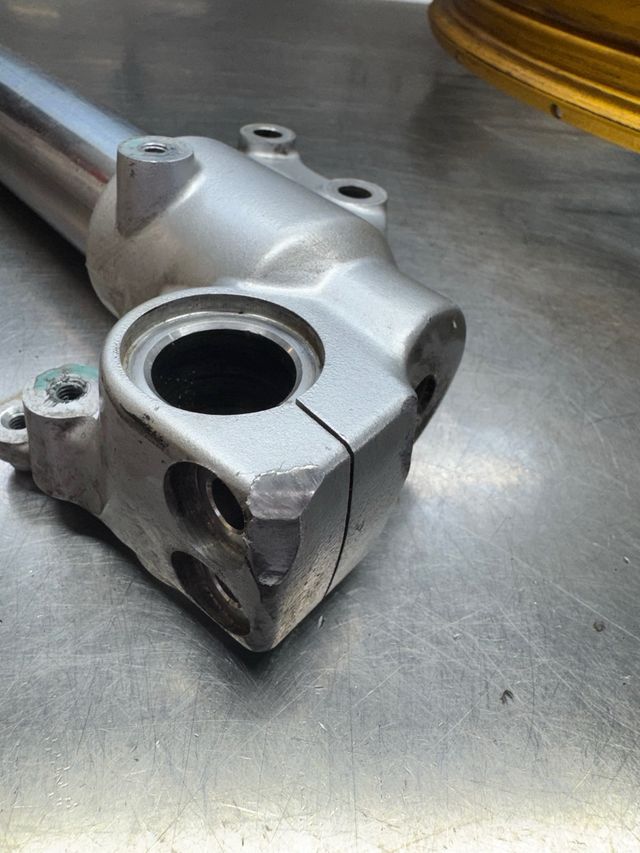 Barra Izquierda Horquilla BMW F850GS
