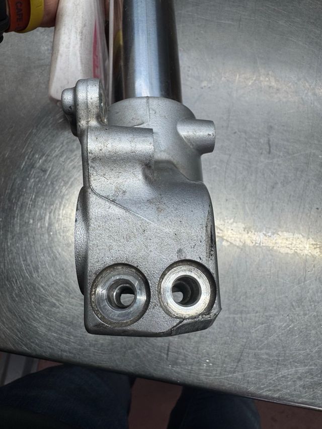 Barra Izquierda Horquilla BMW F850GS