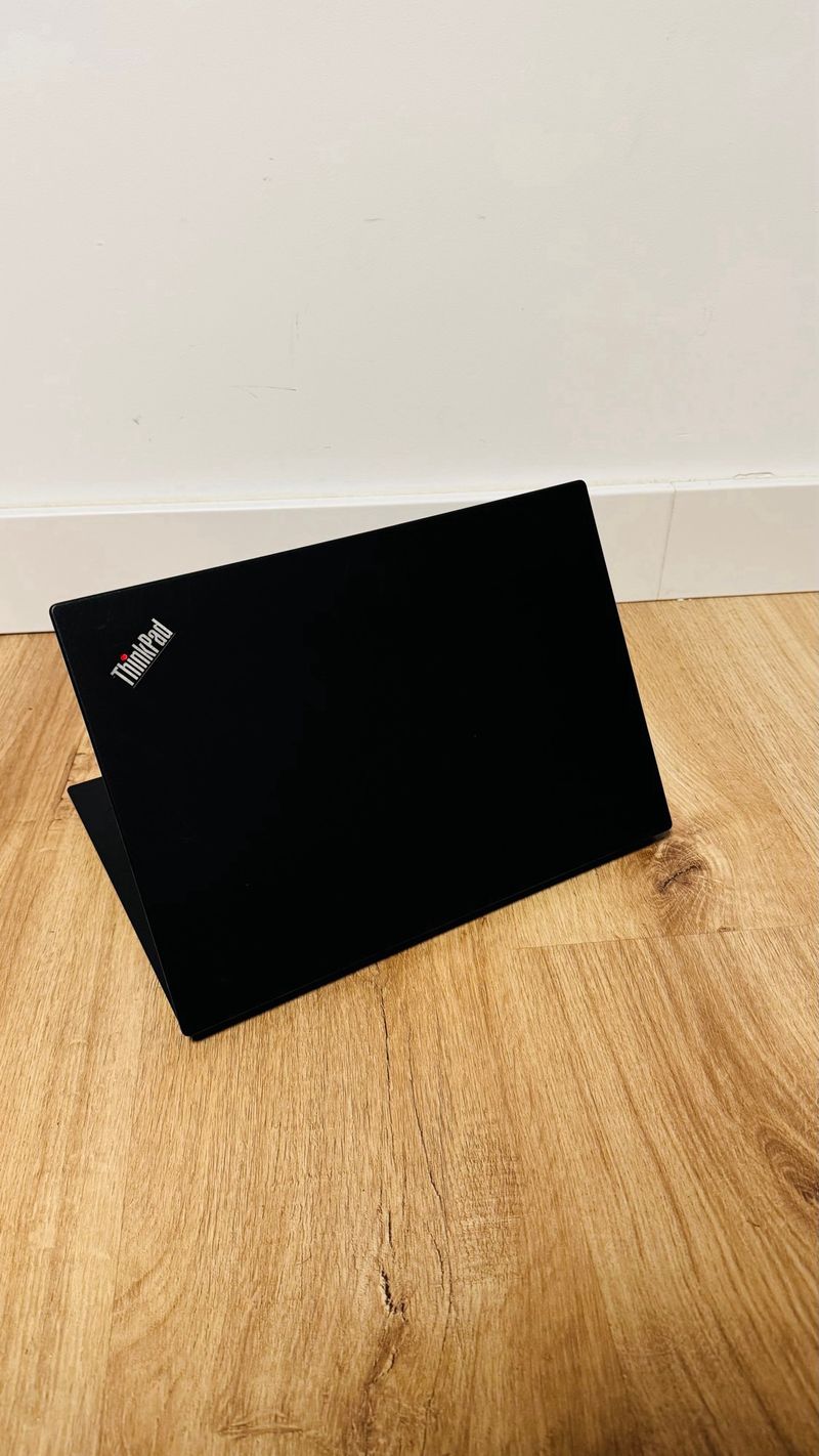 Lenovo ThinkPad X390 i5 / 16 RAM / 256 M2/ Win11 afbeelding 6