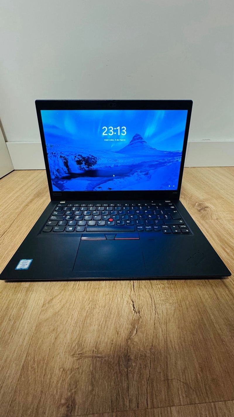Lenovo ThinkPad X390 i5 / 16 RAM / 256 M2/ Win11 afbeelding 8