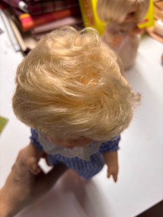 Muñeca Famosa Rubia