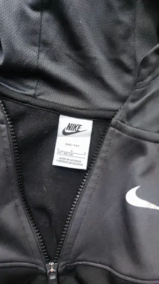 Chándal Nike niño negro y multicolor