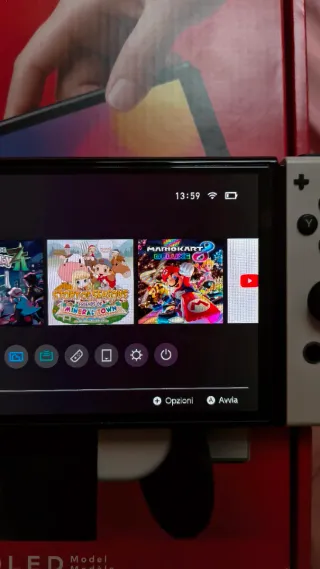 Nintendo Switch OLED 2021 (leggere descrizione)