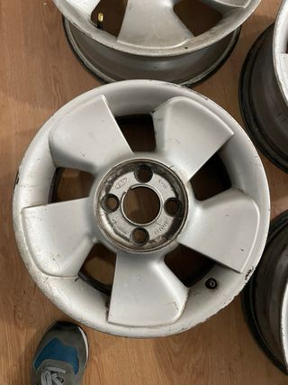 Llantas 15 Ford Puma (4 unidades)