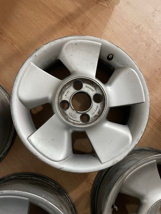 Llantas 15 Ford Puma (4 unidades)