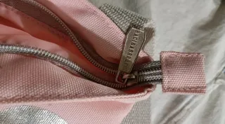 Borsa Baci & Abbracci rosa con dettagli argento