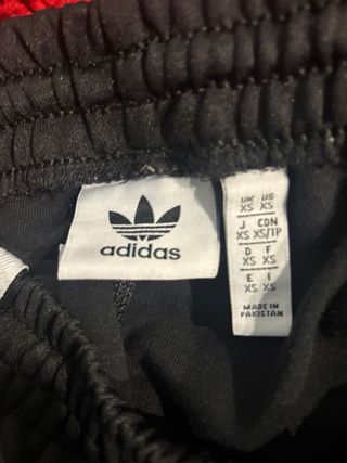 Pantalón chándal Adidas