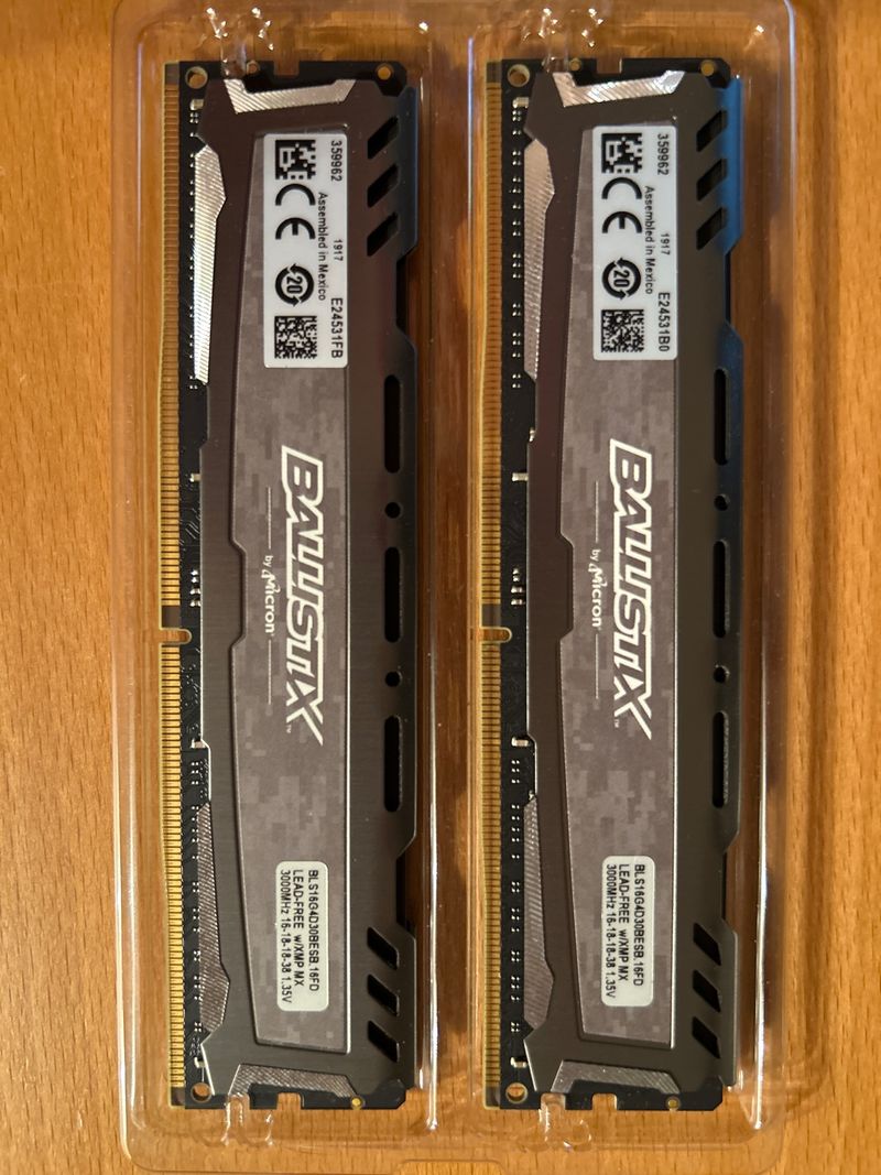 32gb DDR4 3000MHz (2x16gb) ballistix RAM