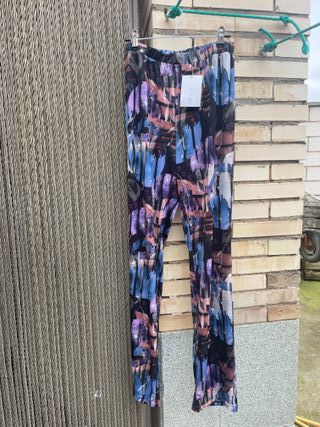 Traje de dos piezas invitada NUEVO